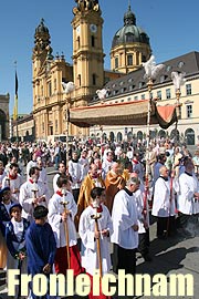 Prozession 2007 in München (Bild: Martin Schmitz)